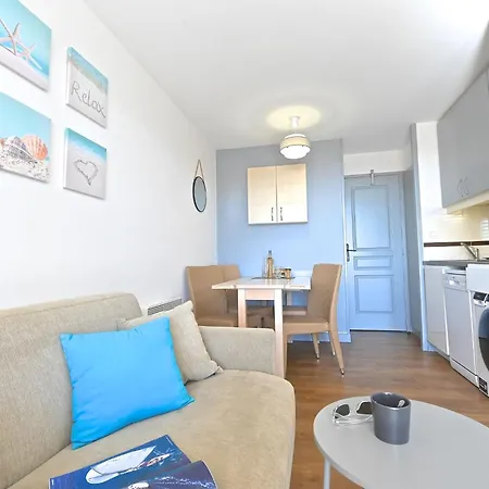Village Cap Esterel - L'esquinade-106 By Interhome